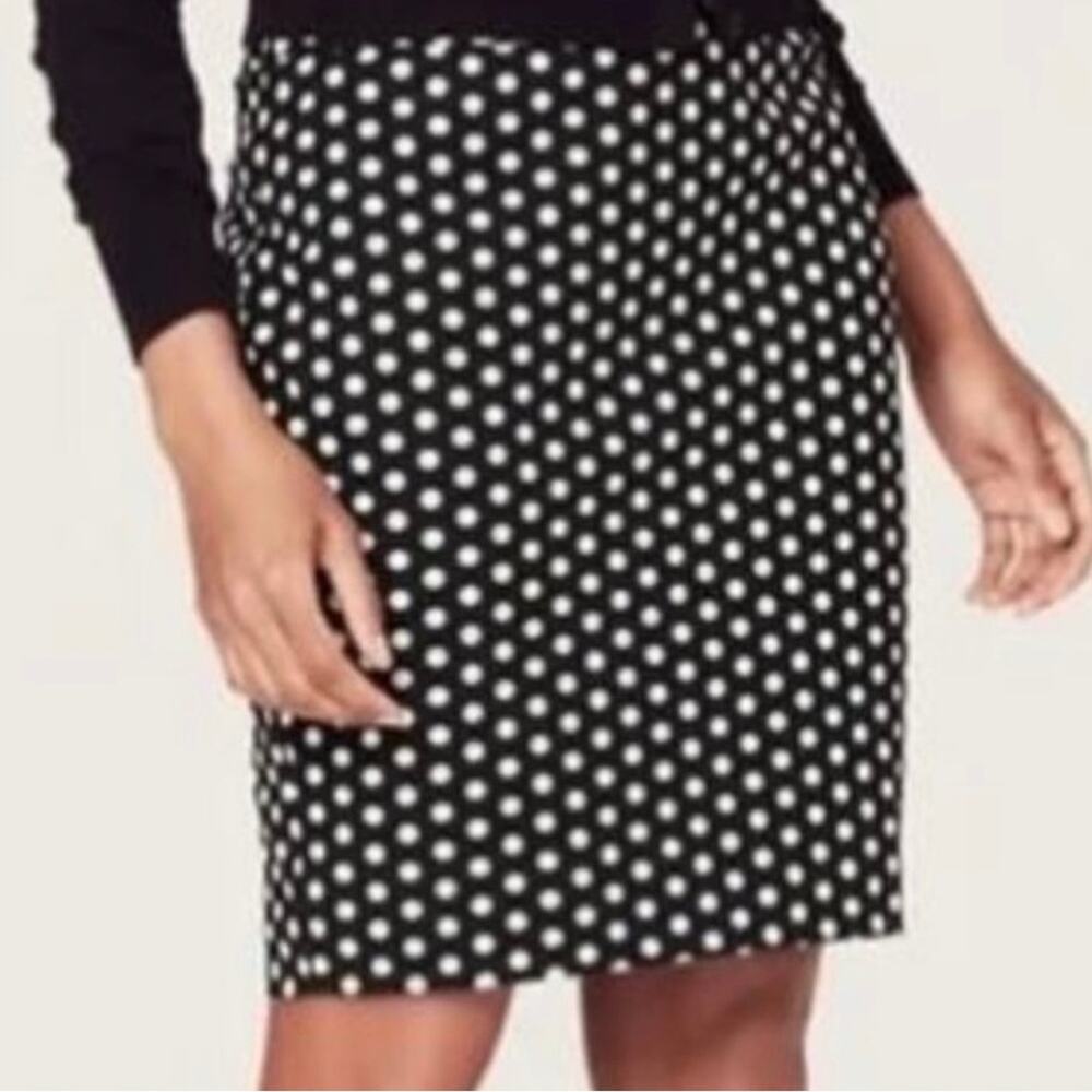 Loft Size 4 Black and White Polka Dot Lined Pencil Skirt Office to Evening